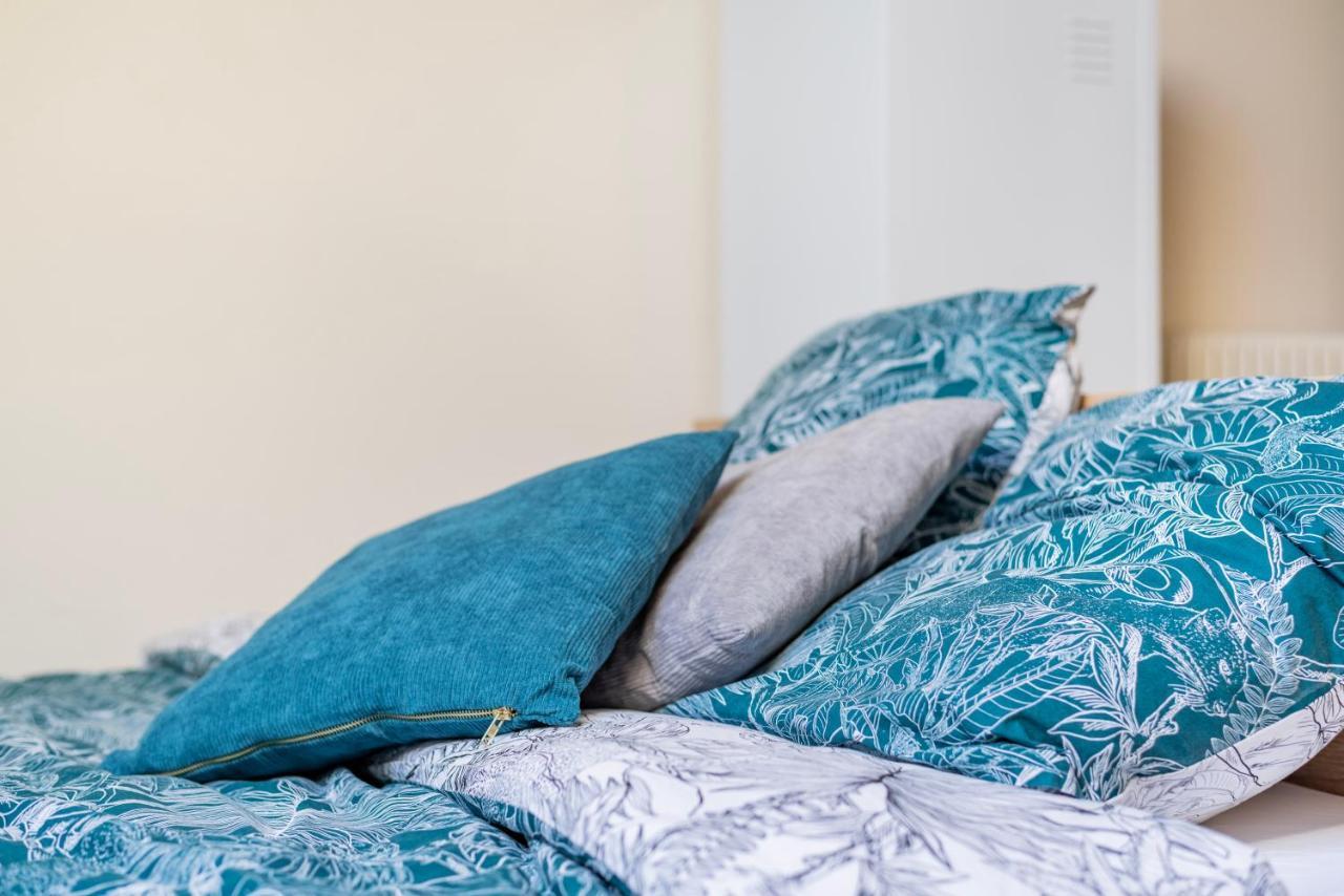 Delight - Golden Tree - Wifi - 20 Min St-Croix & Center Parcs Apartment Sarrebourg Bagian luar foto